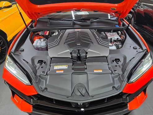 Lamborghini Urus 4.0 V8 SE — пробег 38 км — фото 5 из 5