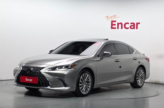 Lexus ES Executive — пробег 46 167 км — фото 1 из 5