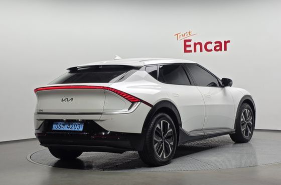Kia EV6 Long Range Earth — пробег 95 930 км — фото 2 из 5