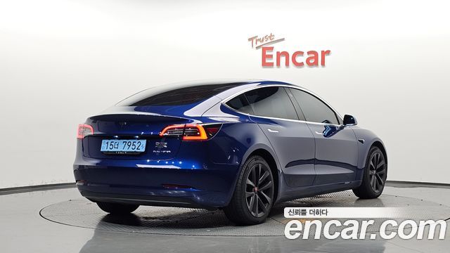Tesla Model 3 Long Range AWD — пробег 125 053 км — фото 2 из 5