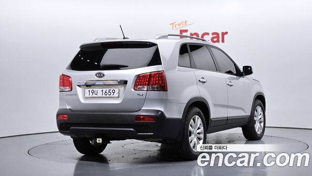 Kia Sorento Diesel 2.0 2WD TLX Premium — пробег 130 056 км — фото 2 из 5