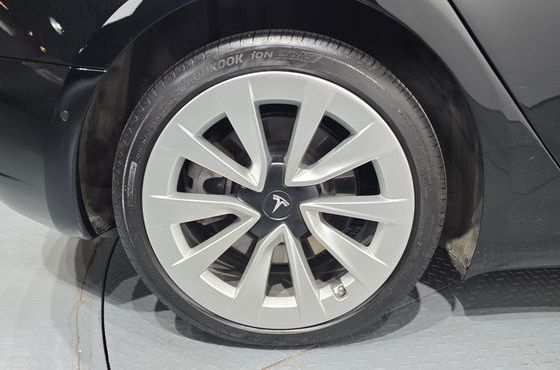 Tesla Model 3 Long Range AWD — пробег 88 293 км — фото 5 из 5