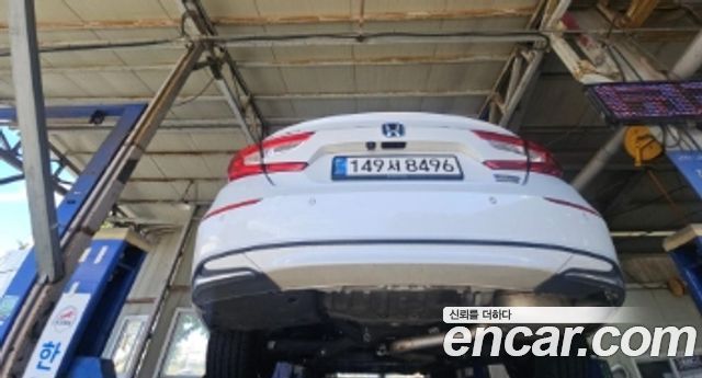 Honda Accord 2.0 Hybrid Touring — пробег 85 278 км — фото 2 из 2