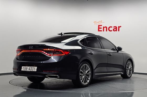 Hyundai Grandeur 2.2 Diesel Premium Special — пробег 237 931 км — фото 2 из 5