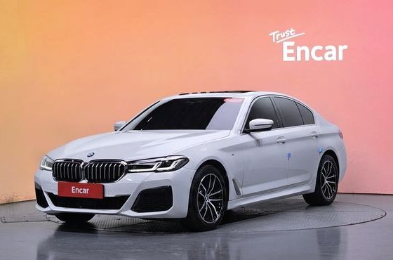 BMW 5-Series 520d M Sport Package Plus — пробег 65 434 км — фото 1 из 5