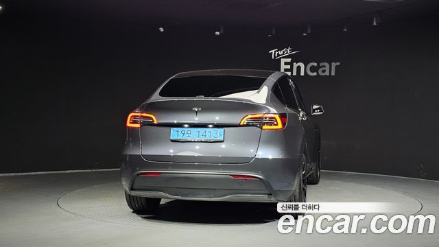 Tesla Model Y Standard Range RWD — пробег 119 791 км — фото 4 из 5