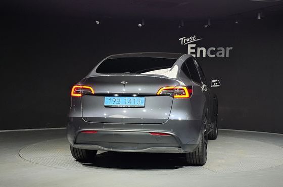 Tesla Model Y Standard Range RWD — пробег 119 791 км — фото 4 из 5