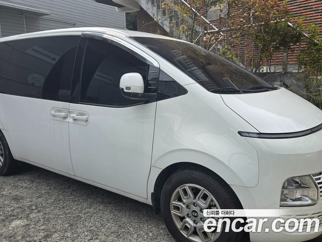 Hyundai Staria L3.5 Cargo 3-Seater Modern — пробег 8 000 км — фото 1 из 5