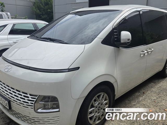 Hyundai Staria L3.5 Cargo 3-Seater Modern — пробег 8 000 км — фото 2 из 5
