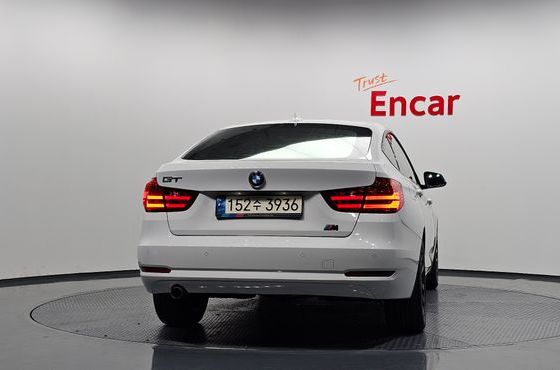 BMW Gran Turismo GT 320d — пробег 151 831 км — фото 4 из 5