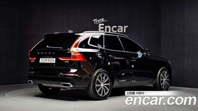 Volvo XC60 T6 Inscription — пробег 67 252 км — фото 2 из 5