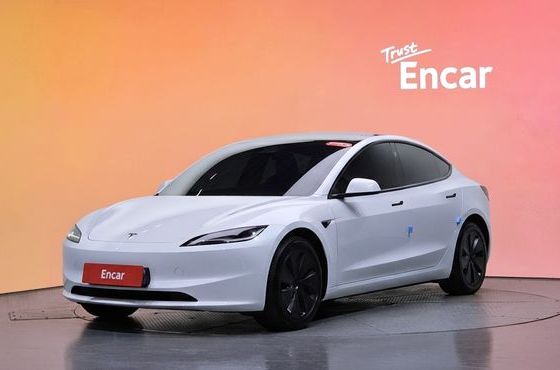Tesla Model 3 RWD — пробег 23 750 км — фото 1 из 5