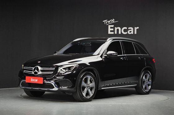 Mercedes-Benz GLC-Class GLC300 4MATIC — пробег 61 439 км — фото 1 из 5