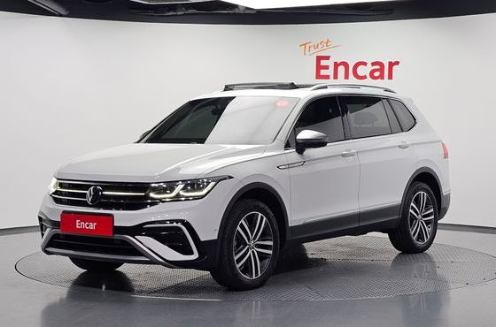 Volkswagen Tiguan 2.0 TSI Prestige — пробег 28 802 км — фото 1 из 5