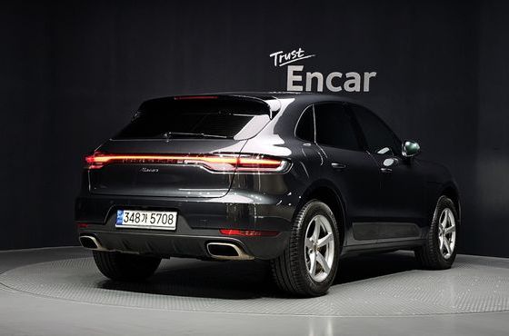 Porsche Macan 2.0 95B — пробег 24 076 км — фото 2 из 5