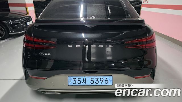 Genesis GV60 Standard — пробег 28 798 км — фото 2 из 5
