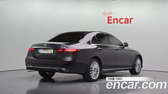 Mercedes-Benz E-Class из Кореи Encar