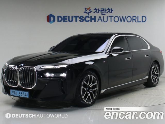 BMW i7 eDrive 50 M Sport — пробег 93 000 км — фото 1 из 5