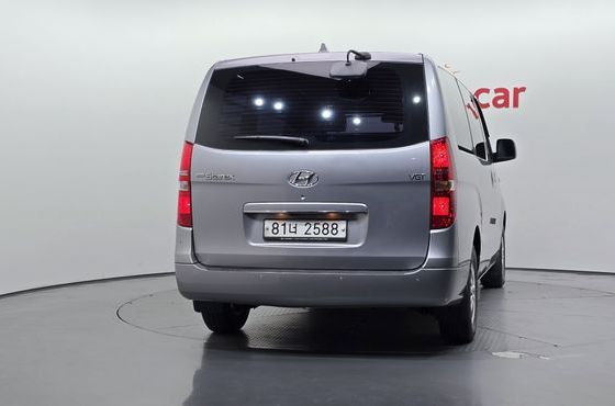 Hyundai Starex Van 3-Seater Smart — пробег 55 305 км — фото 4 из 5
