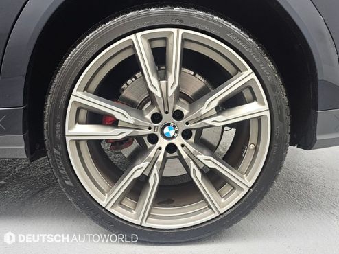 BMW X6 M50i — пробег 28 536 км — фото 5 из 5