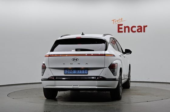 Hyundai Kona Long Range Premium — пробег 49 334 км — фото 4 из 5