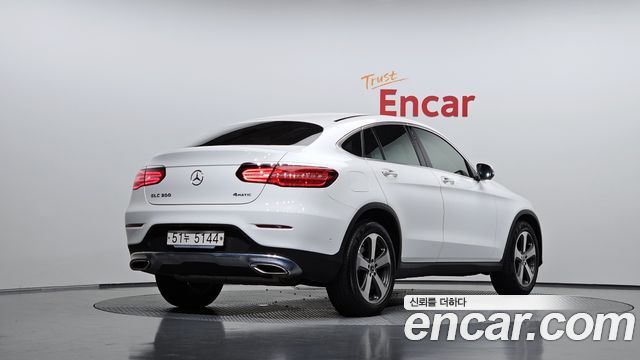 Mercedes-Benz GLC-Class GCL300 4MATIC Coupe — пробег 32 851 км — фото 2 из 5