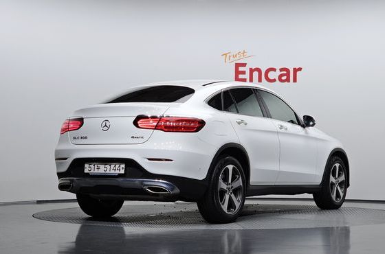 Mercedes-Benz GLC-Class GCL300 4MATIC Coupe — пробег 32 851 км — фото 2 из 5
