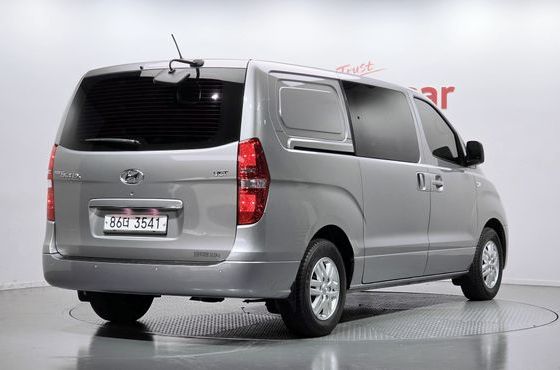 Hyundai Starex 5-Seater VAN Smart — пробег 167 240 км — фото 2 из 5