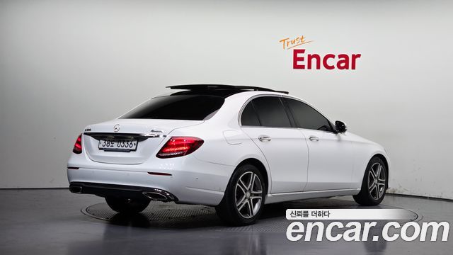 Mercedes-Benz E-Class из Кореи Encar