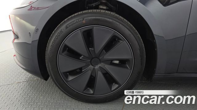 Tesla Model 3 RWD — пробег 18 247 км — фото 5 из 5