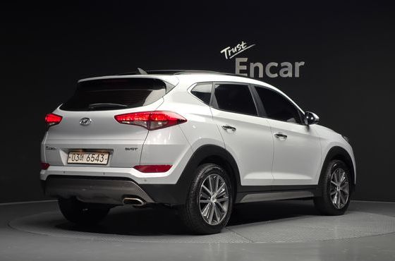 Hyundai Tucson Diesel 1.7 2WD Modern Fever — пробег 82 898 км — фото 2 из 5