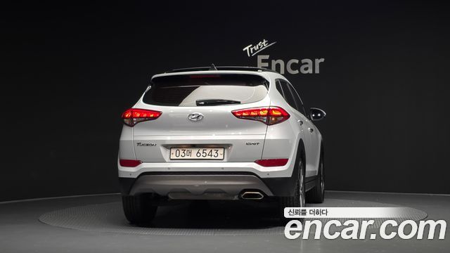 Hyundai Tucson Diesel 1.7 2WD Modern Fever — пробег 82 898 км — фото 4 из 5
