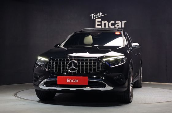 Mercedes-Benz GLC-Class GLC300 4MATIC Avnatgarde Coupe — пробег 2 958 км — фото 3 из 5