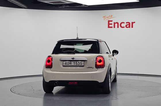 Mini Cooper Standard 3rd — пробег 91 613 км — фото 4 из 5