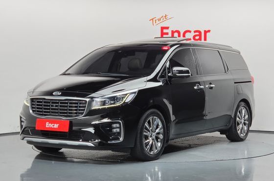 Kia Carnival 9-Seater Noblesse Special — пробег 109 845 км — фото 1 из 5