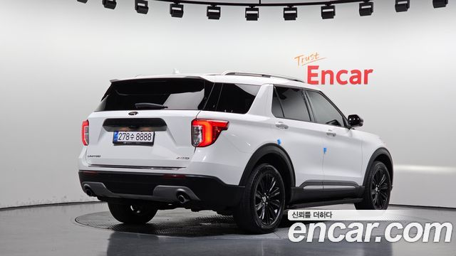 Ford Explorer 2.3 LimIted 4WD — пробег 123 488 км — фото 2 из 5
