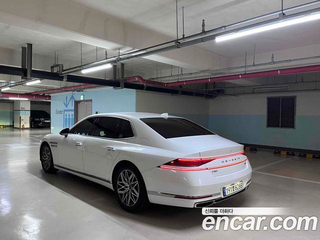 Genesis G90 Gasoline 3.5 Turbo AWD — пробег 111 853 км — фото 4 из 5