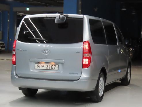 Hyundai Starex Van 3-Seater Smart — пробег 52 485 км — фото 4 из 5