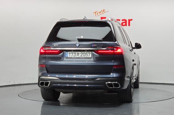BMW X7 M50i 6STR — пробег 70 008 км — фото 4 из 5