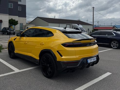 Lamborghini Urus 4.0 V8 SE — пробег 2 500 км — фото 3 из 5