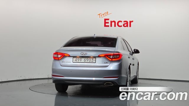 Hyundai Sonata LPI Premium Special — пробег 165 583 км — фото 4 из 5