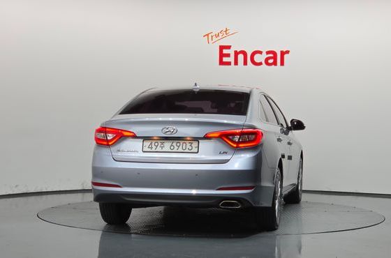 Hyundai Sonata LPI Premium Special — пробег 165 583 км — фото 4 из 5