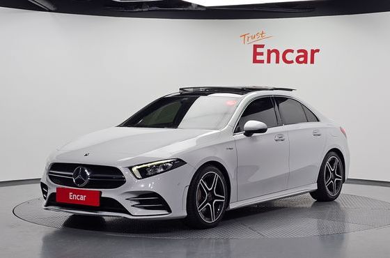 Mercedes-Benz A-Class AMG A35 4MATIC Sedan — пробег 74 833 км — фото 1 из 5