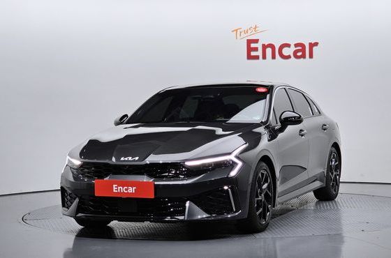 Kia K5 Signature — пробег 3 303 км — фото 1 из 5