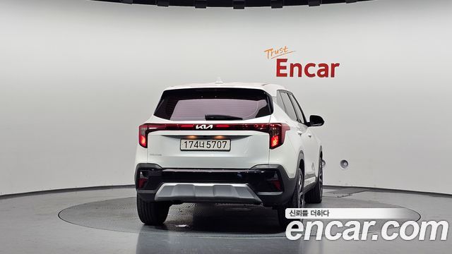 Kia Seltos из Кореи Encar