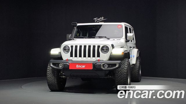 Jeep Wrangler 2.0 Overland Power Top 4Door — пробег 17 369 км — фото 3 из 5
