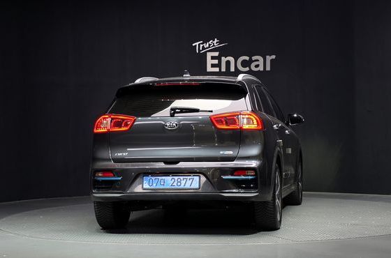 Kia Niro Noblesse — пробег 194 712 км — фото 4 из 5