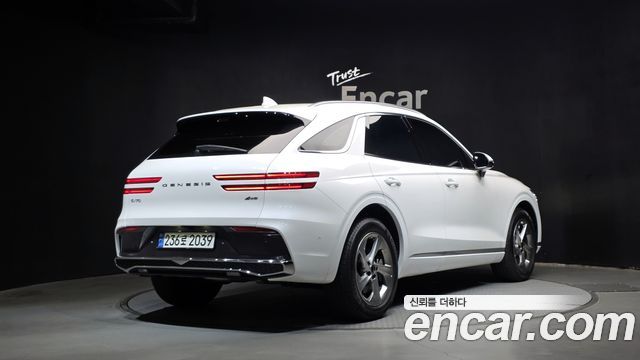 Genesis GV70 2.5T Gasoline AWD — пробег 25 445 км — фото 2 из 5