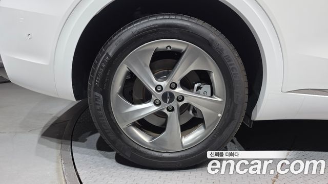 Genesis GV70 2.5T Gasoline AWD — пробег 25 445 км — фото 5 из 5