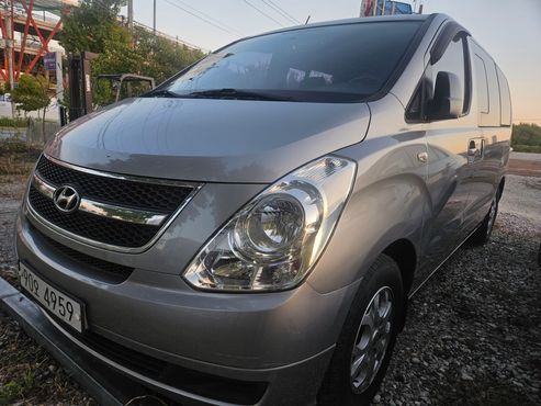 Hyundai Starex 5-Seater VAN CVX Deluxe — пробег 237 950 км — фото 1 из 5
